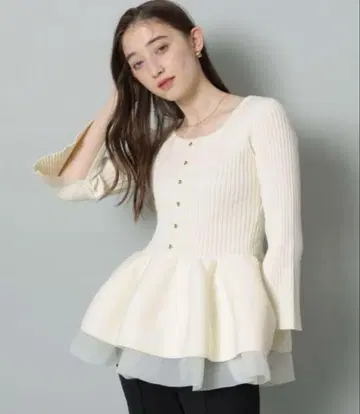 리랜드투어 2WAY 레이어드 페플럼 풀오버 아이보리 화이트