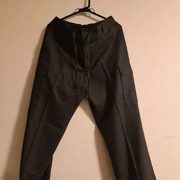 renoma 다크 그레이 워크 팬츠 버튼 포함