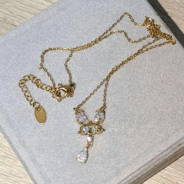 나비 일본산 브랜드 목걸이 엘레강트 버터플라이 큐빅 지르코니아