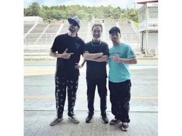 CHALLENGER MULTI SIGNATURE 팬츠 이지 팬츠