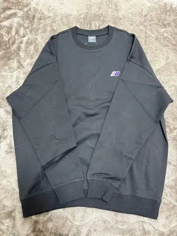 뉴발란스 블랙 트레이닝복 L 사이즈 미사용 새상품