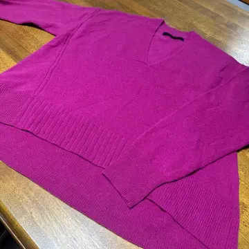 CYNICAL V넥 긴팔 니트 핑크