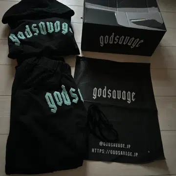 godsvage 갓사베이지 상하의 셋업 M 사이즈 상자와 봉투 포함!