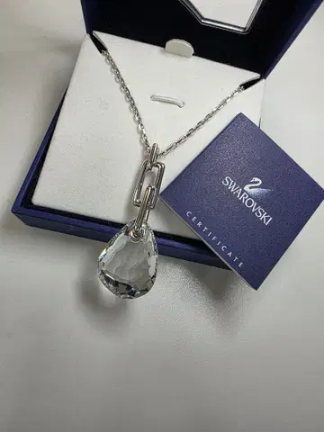 새상품 미사용 SWAROVSKI 스와로브스키 클리어 목걸이