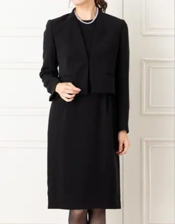 UNITED ARROWS 노카라 자켓 & 원피스 블랙 앙상블