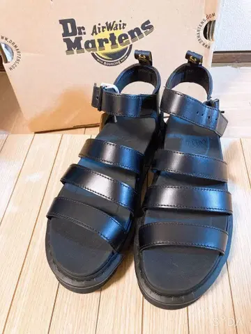 닥터마틴 스트랩 샌들 41