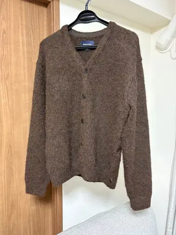 [새상품급] thisisneverthat 울 혼방 가디건