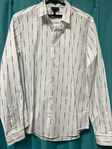 EMPORIO ARMANI 로고 프린트 긴팔 셔츠