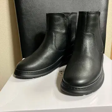 블랙 사이드 고어 소가죽 부츠