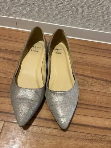 오데트 에 오딜 실버 스틸레토 펌프스