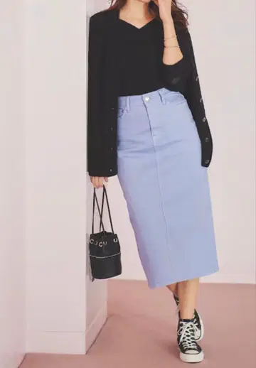 23구 라벤더 컬러 데님 타이트 스커트
