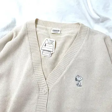 [PEANUTS] 택 포함 새상품 긴팔 가디건 스누피 자수 아이보리
