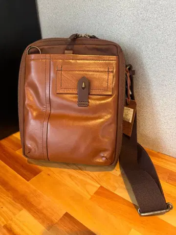 IKETEI 가죽 숄더백 브라운