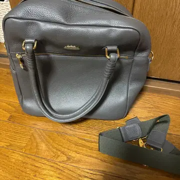 무타 마린 숄더백