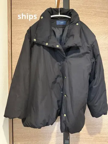 ships 블랙 패딩 자켓 단추식