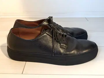 블랙 가죽 통굽 드레스 슈즈