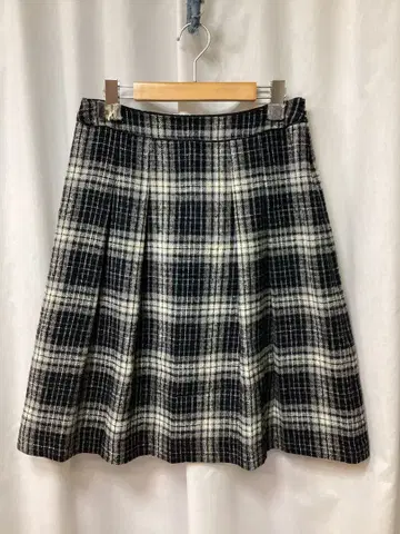 최종 가격 인하 새상품급 앨리스버리 박스 플리츠 스커트