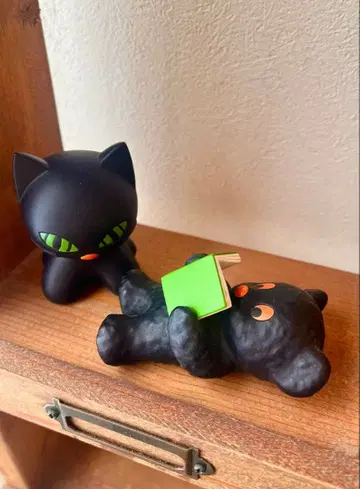 메디콤토이 UDF 딕 브루너 검은 고양이 블랙 베어 피규어