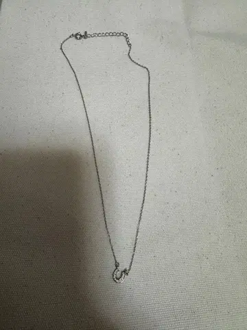 실버 U자형 펜던트 목걸이