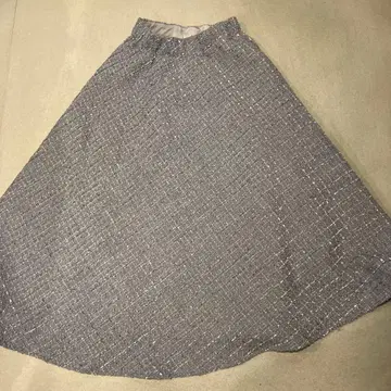 벌스데이 바쉬 미사용 새상품 스커트 플레어 스커트 트위드 S 사이즈