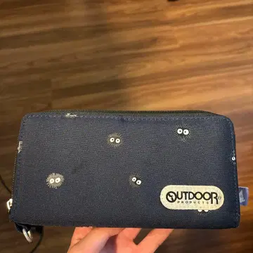 OUTDOOR PRODUCTS 장지갑 네이비 지브리 마코로 쿠로스케