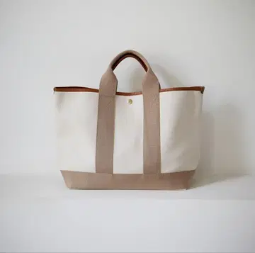 A4 사이즈 대응 토트백 화이트 그레이