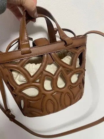 ZARA 새상품급 브라운 메쉬 가방