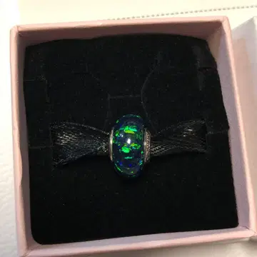 PANDORA 정품 Opalescent Green Charm