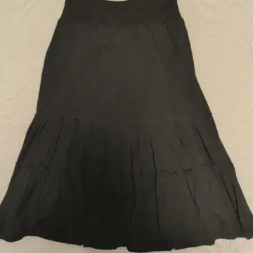 SONIA 40호 블랙 플리츠 플레어 미디 스커트