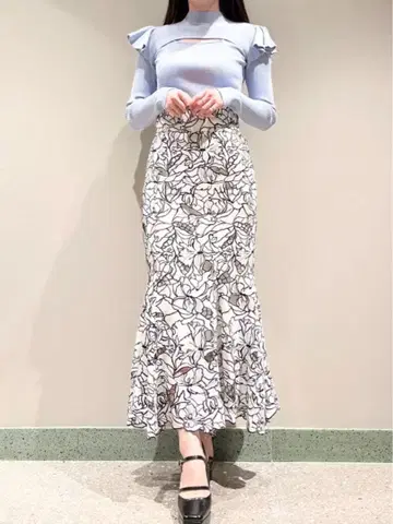 [ Snidel ] 커팅 레이스 머메이드 스커트