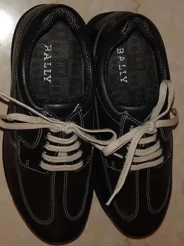 BALLY 블랙 레이스업 스니커즈