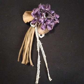 핸드메이드 제비꽃 코사지