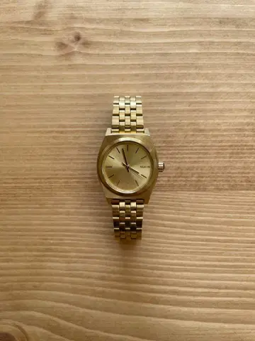 NIXON 스몰 타임 텔러 골드