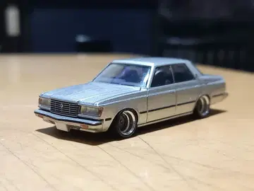 커스텀 미니카 토미카 리미티드 빈티지 네오 도요타 크라운 H/T