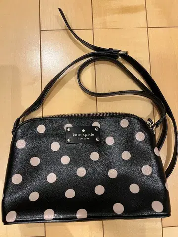 kate spade 폴카 도트 숄더백