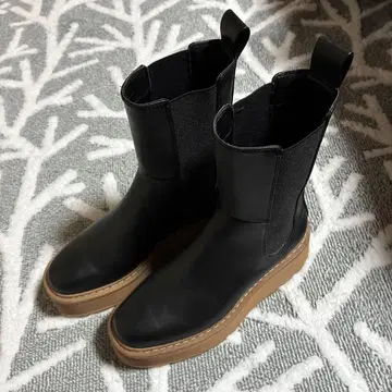 H&M 블랙 가죽 사이드 고어 부츠 통굽