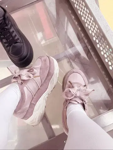 리즈리사 통굽 스니커즈