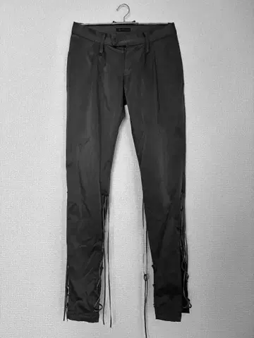 hickrs 그레이 레이스업 새틴 슬림핏 팬츠