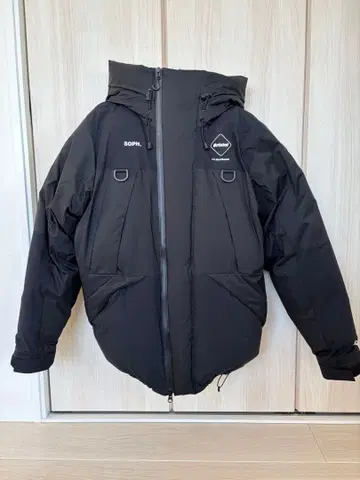 FCRB 다운 벤치 후드티 블랙 L 사이즈