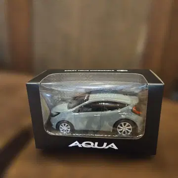 도요타 AQUA 미니카