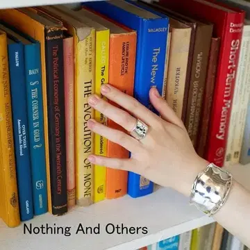Nothing And Others 엣지 뉴앙스 뱅글 실버 빅