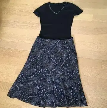 언타이틀 스커트 1 월드 이네드