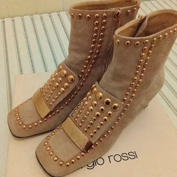 Sergio Rossi 핑크 베이지 스터드 웨지 부츠