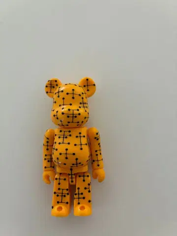 베어브릭 시리즈 9 PATTERN 100% 이음스