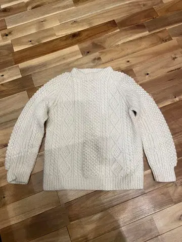 빈티지 Joseph A. 아이보리 케이블 니트 스웨터