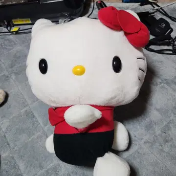 헬로키티 봉제 인형