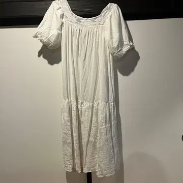 화이트 코튼 레이스 원피스 반팔