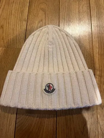 MONCLER 아이보리 니트 모자