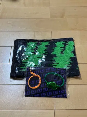 SixTONES VVS 미개봉 머플러 타월, 미개봉 러버밴드