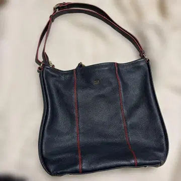 여성용 백 숄더백 네이비 타미힐피거